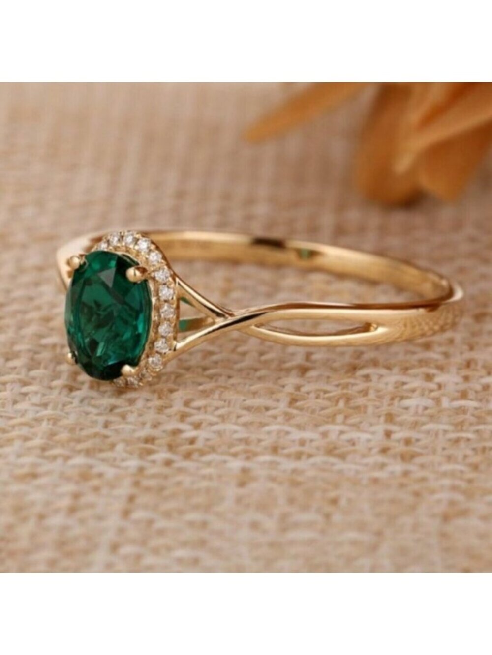 18K Gold Filled Emerald Green Oval Halo Twist Ring Size 7